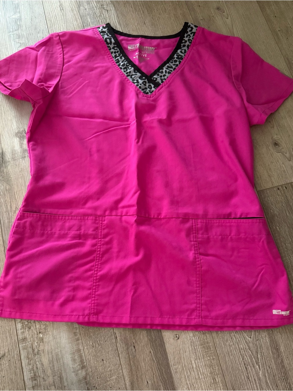 Grey's Anatomy Women's V-Neck Scrub Top - Bright Pink with Leopard Trim